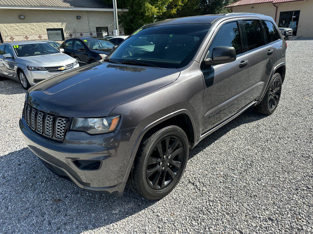 2018 Jeep Grand Cherokee Image 2