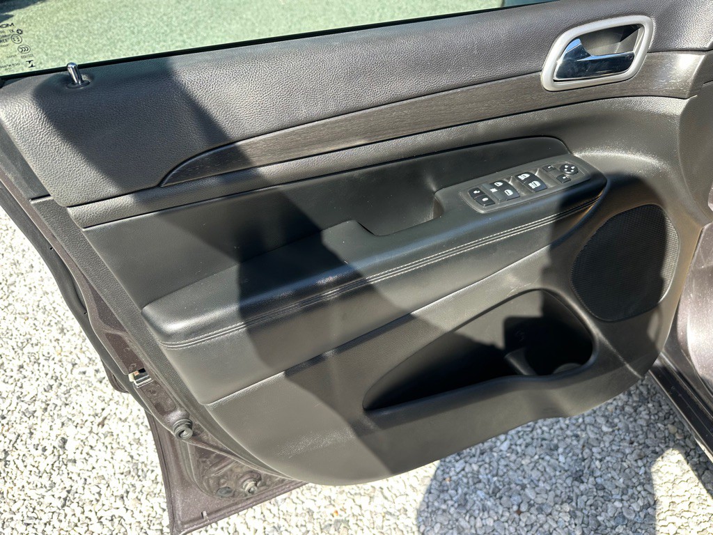 2018 Jeep Grand Cherokee Image 23