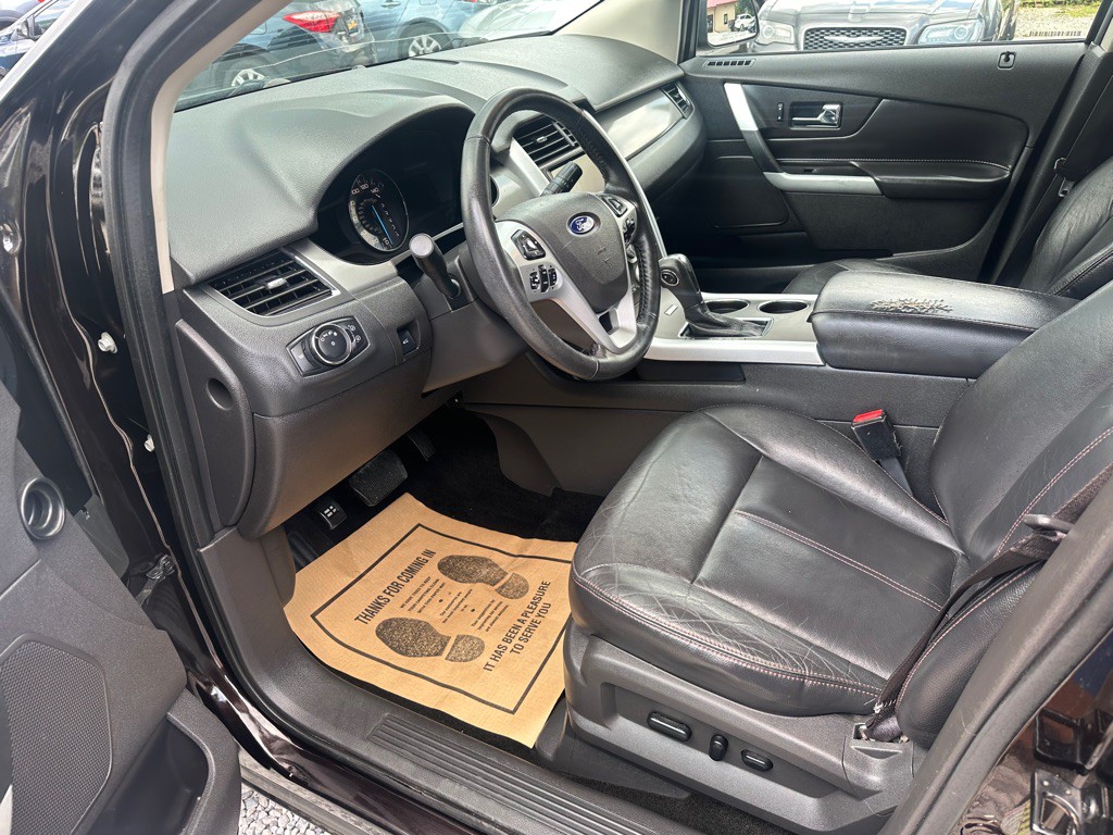 2013 Ford Edge Image 10