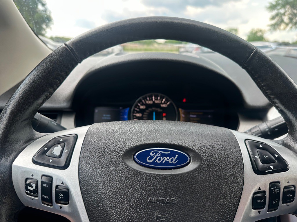 2013 Ford Edge Image 16