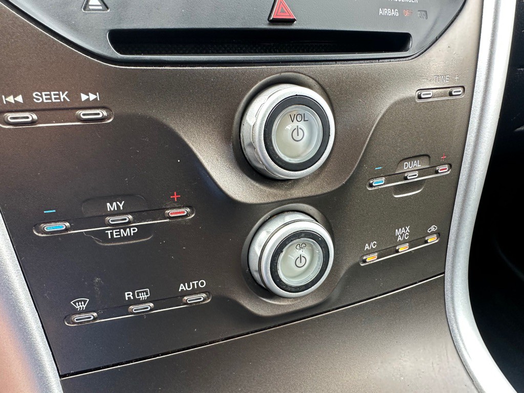 2013 Ford Edge Image 19