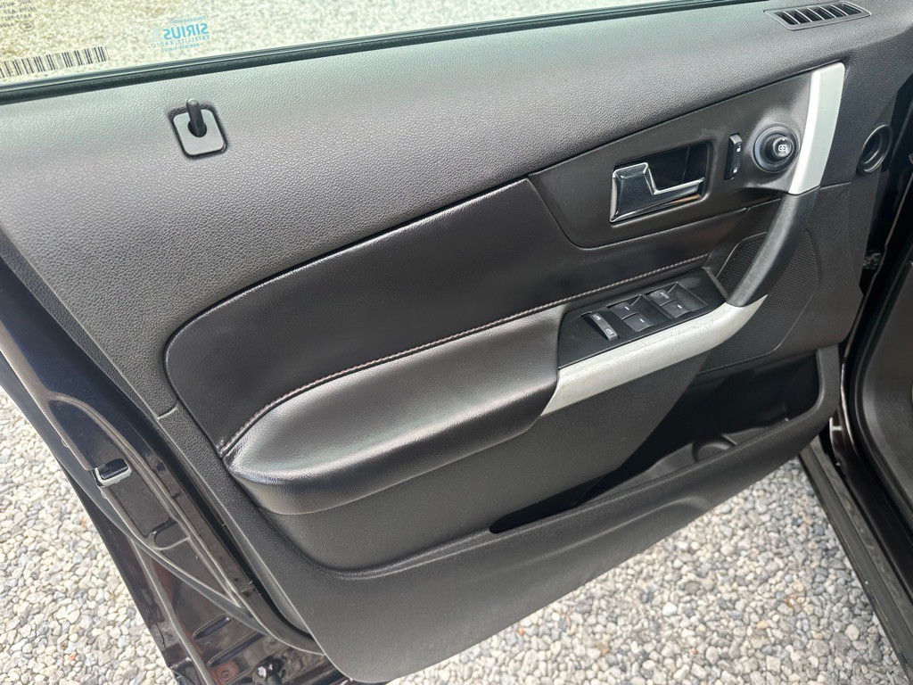 2013 Ford Edge Image 24