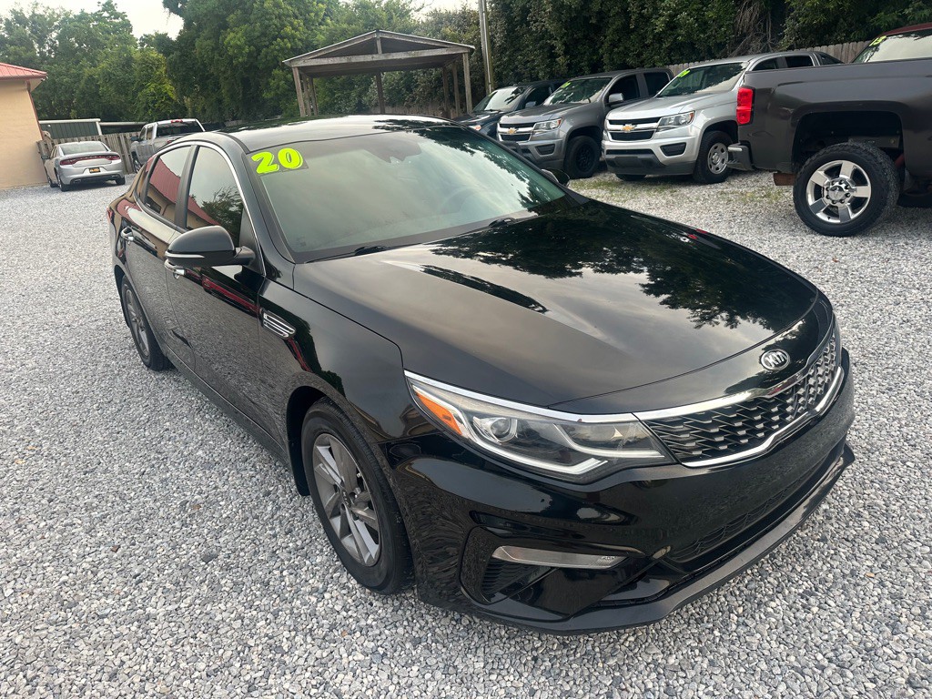 2020 Kia Optima Image 1