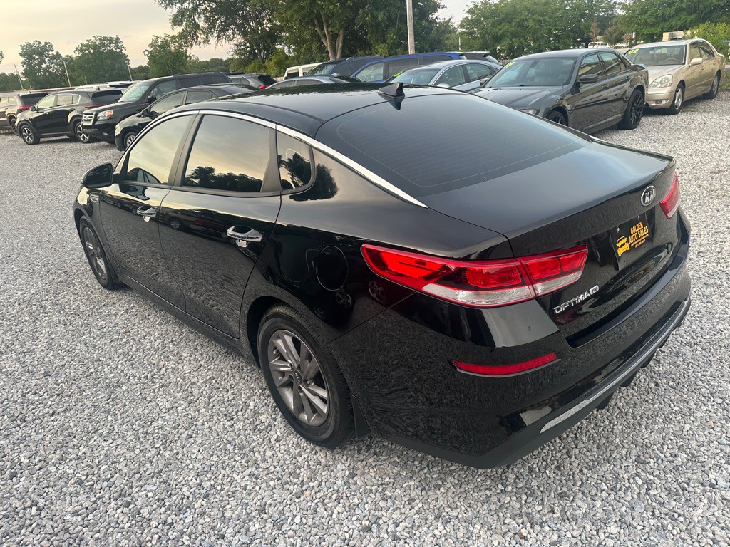 2020 Kia Optima Image 8