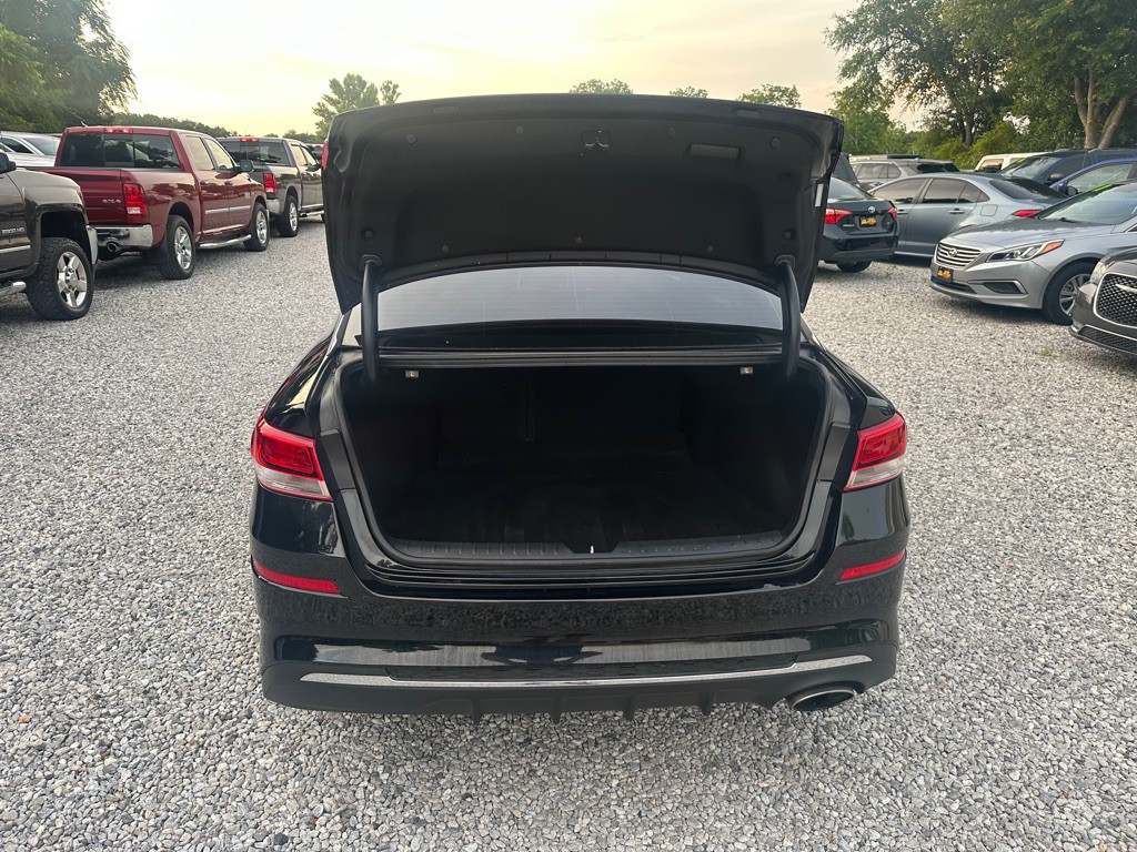 2020 Kia Optima Image 9