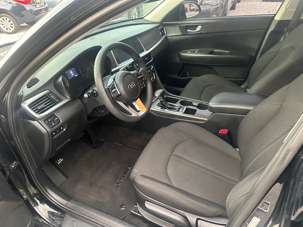 2020 Kia Optima Image 10