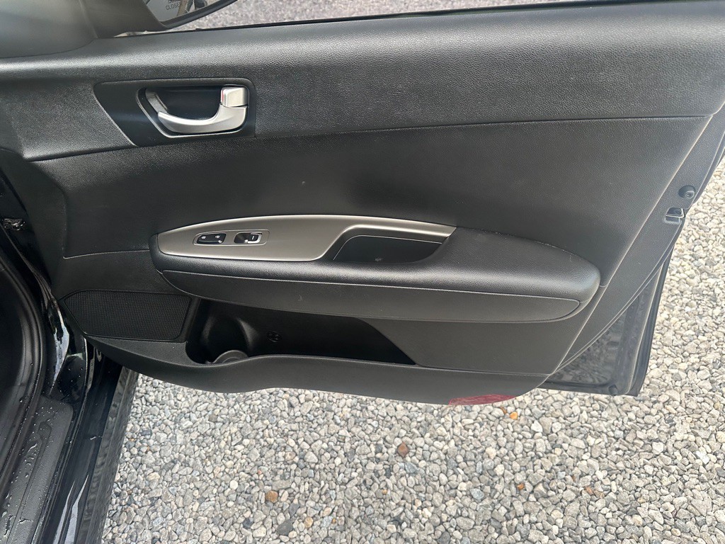2020 Kia Optima Image 27