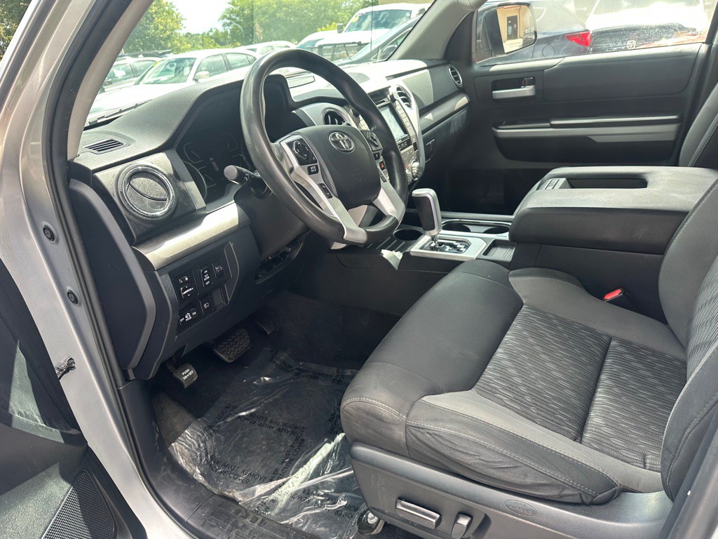 2019 Toyota Tundra Image 10