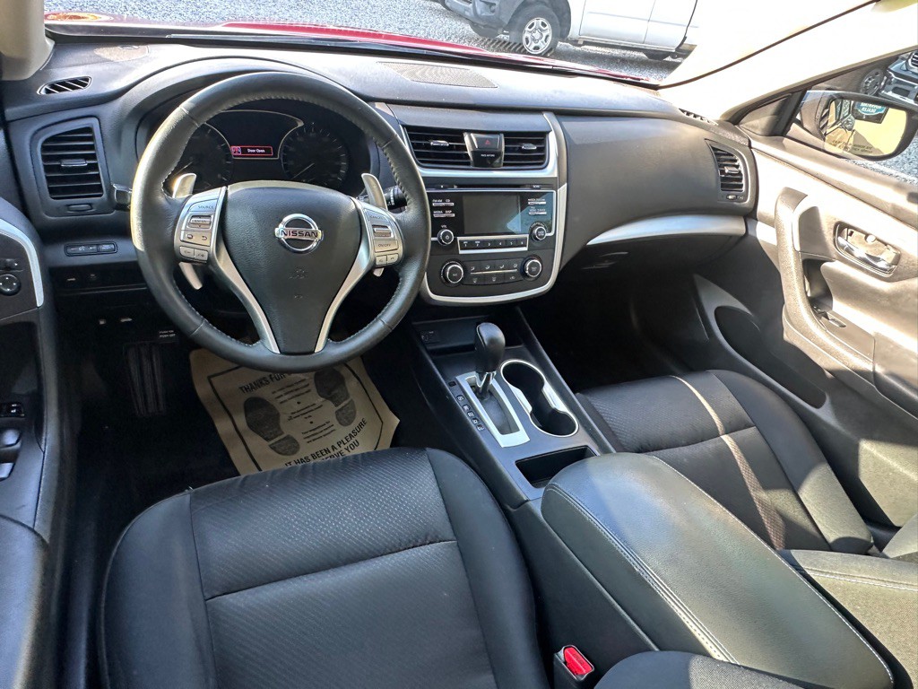 2017 Nissan Altima Image 15