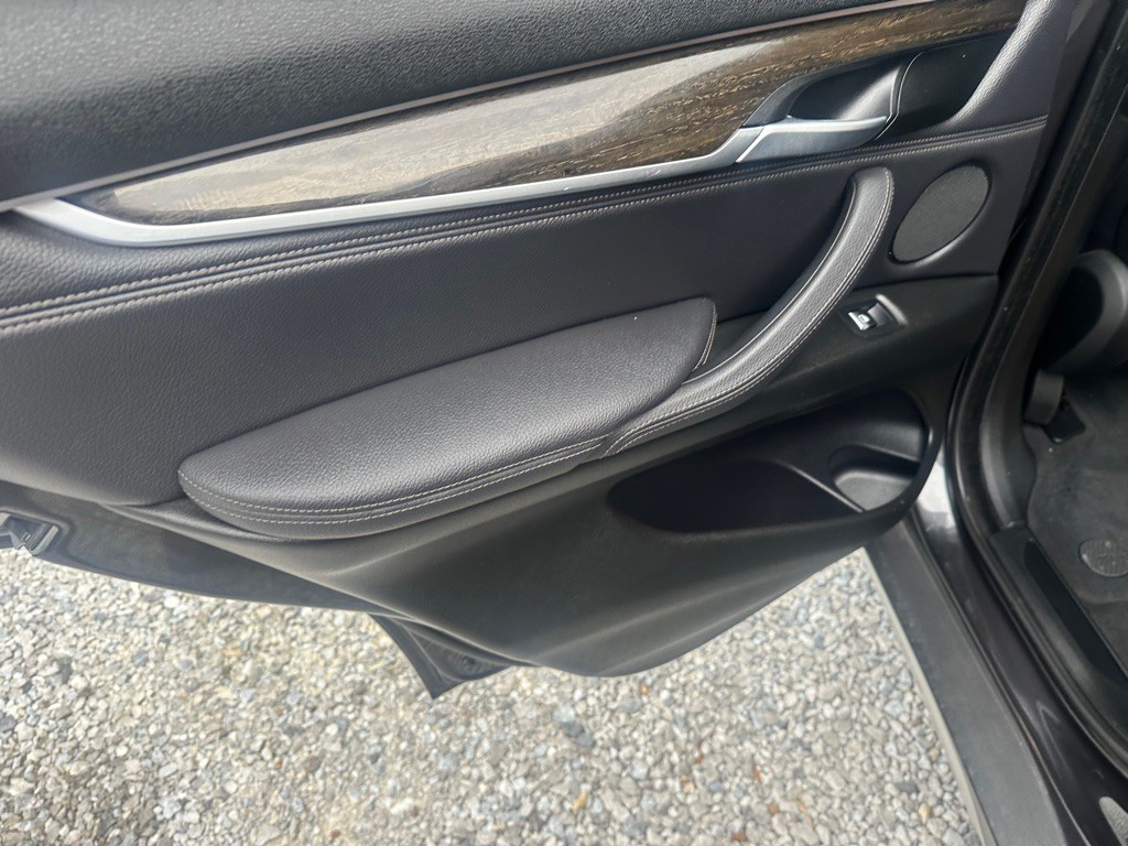 2018 BMW X5 Image 24