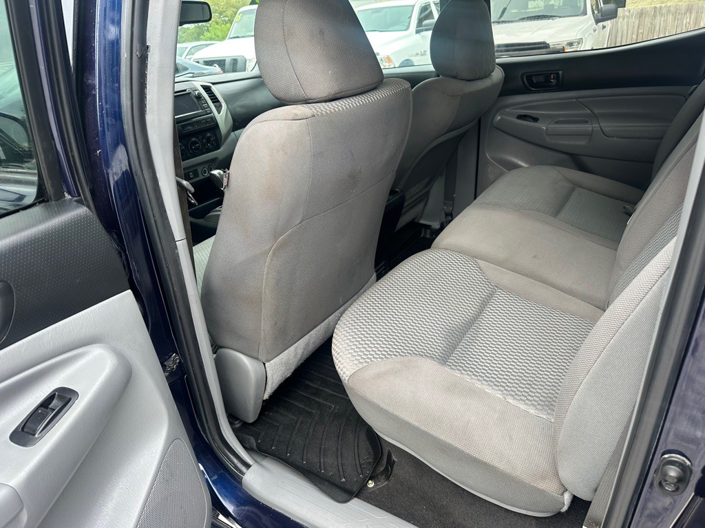 2013 Toyota Tacoma Image 11