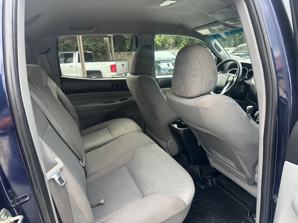 2013 Toyota Tacoma Image 12