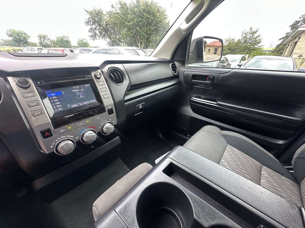 2019 Toyota Tundra Image 19