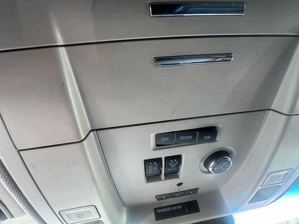 2018 Chevrolet Tahoe Image 33