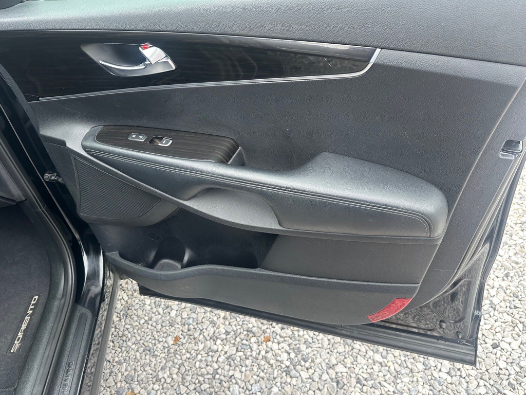 2019 Kia Sorento Image 28