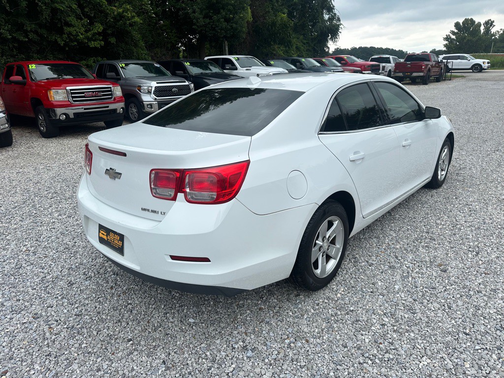 2013 Chevrolet Malibu Image 5
