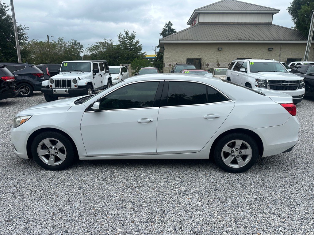 2013 Chevrolet Malibu Image 7