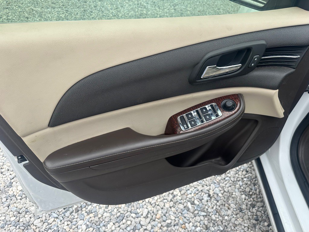 2013 Chevrolet Malibu Image 22