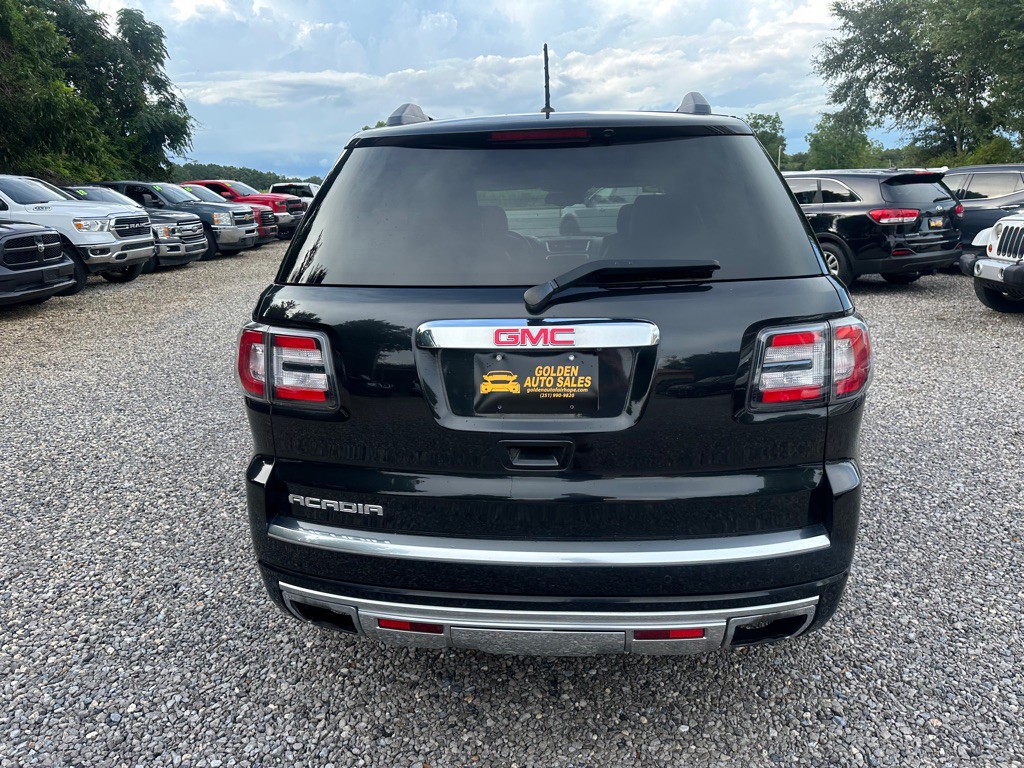 2015 GMC Acadia Image 4