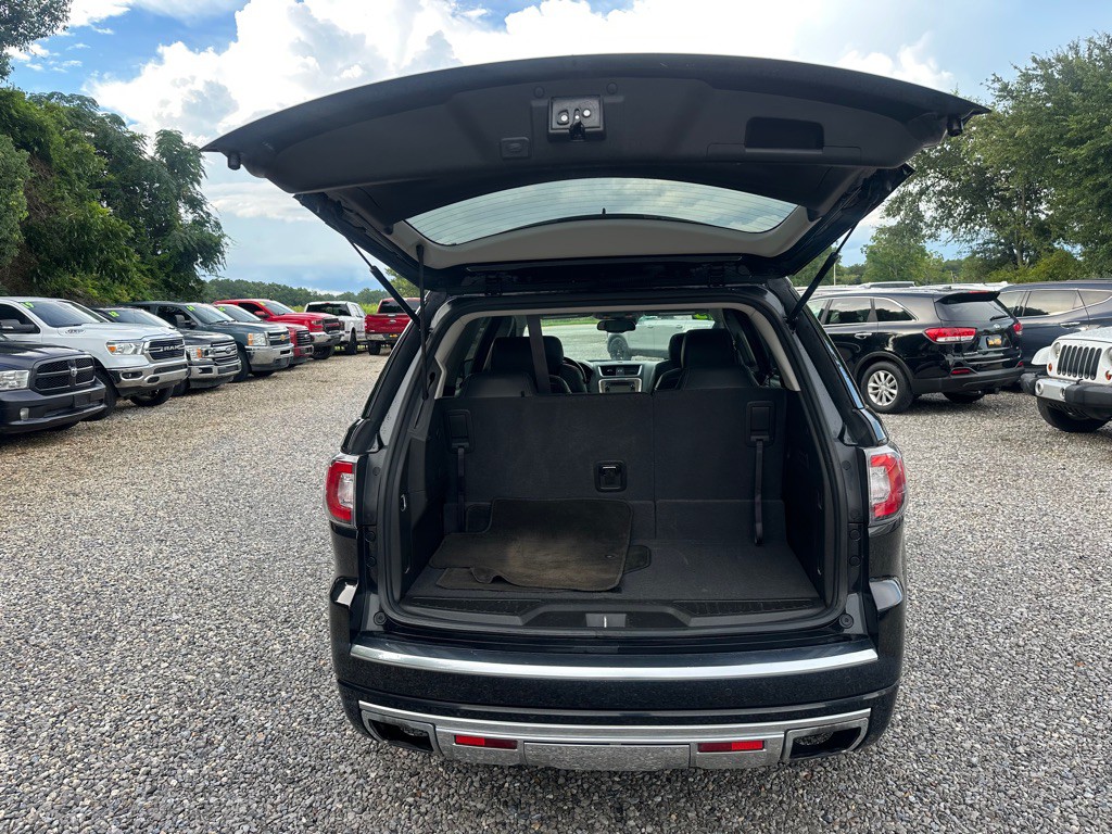 2015 GMC Acadia Image 9