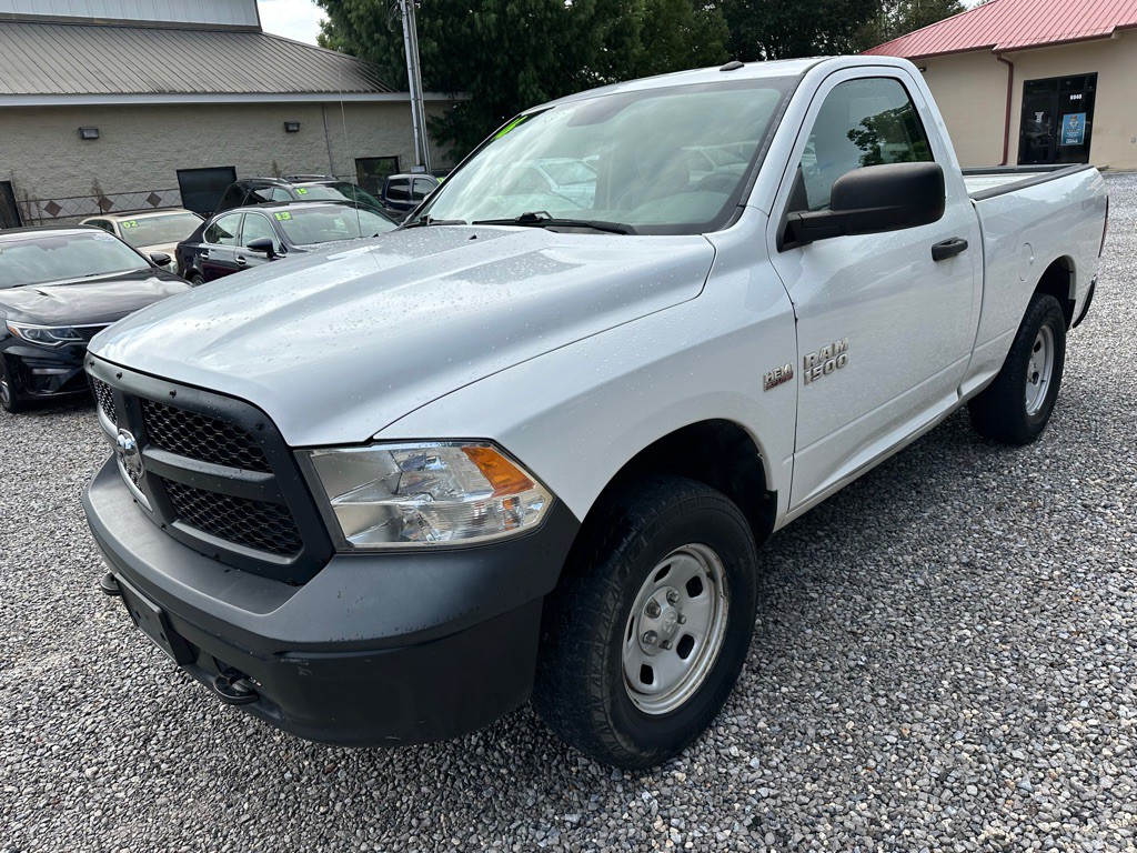 2016 RAM 1500 Image 2