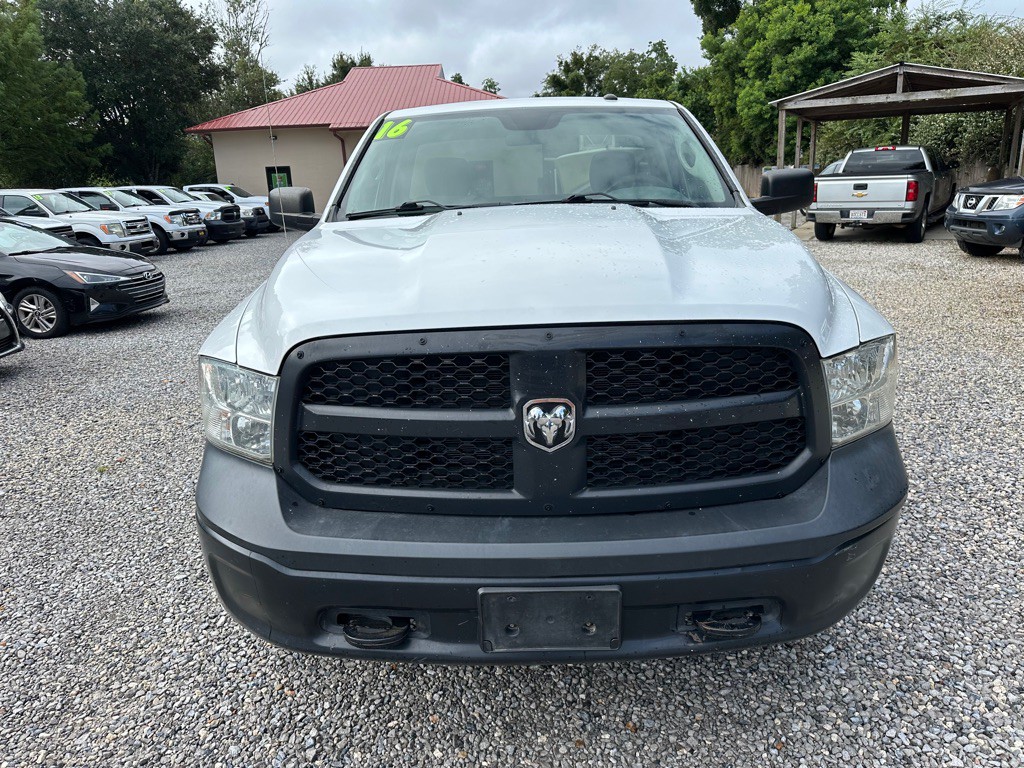 2016 RAM 1500 Image 3