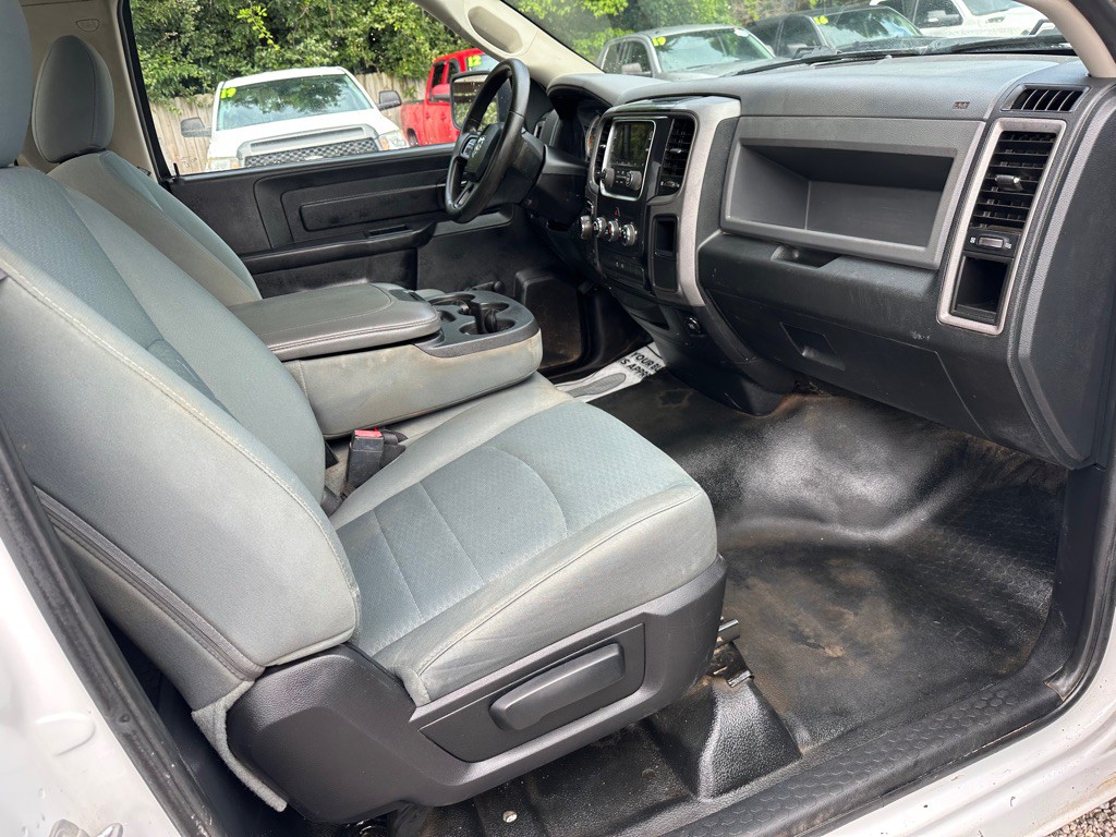 2016 RAM 1500 Image 11