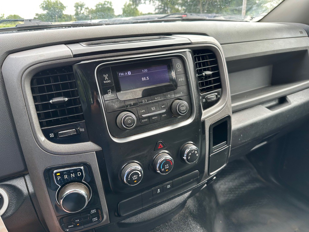 2016 RAM 1500 Image 15