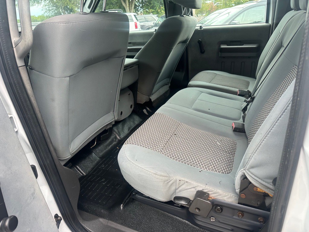 2012 Ford F-350 Image 11