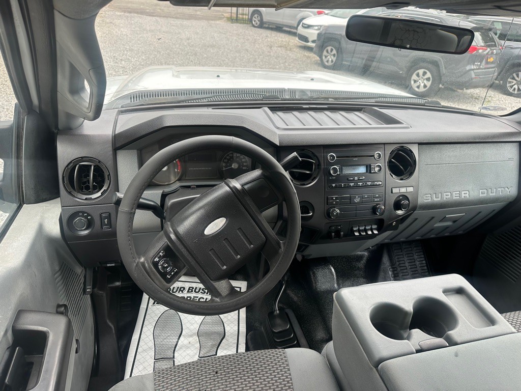 2012 Ford F-350 Image 21