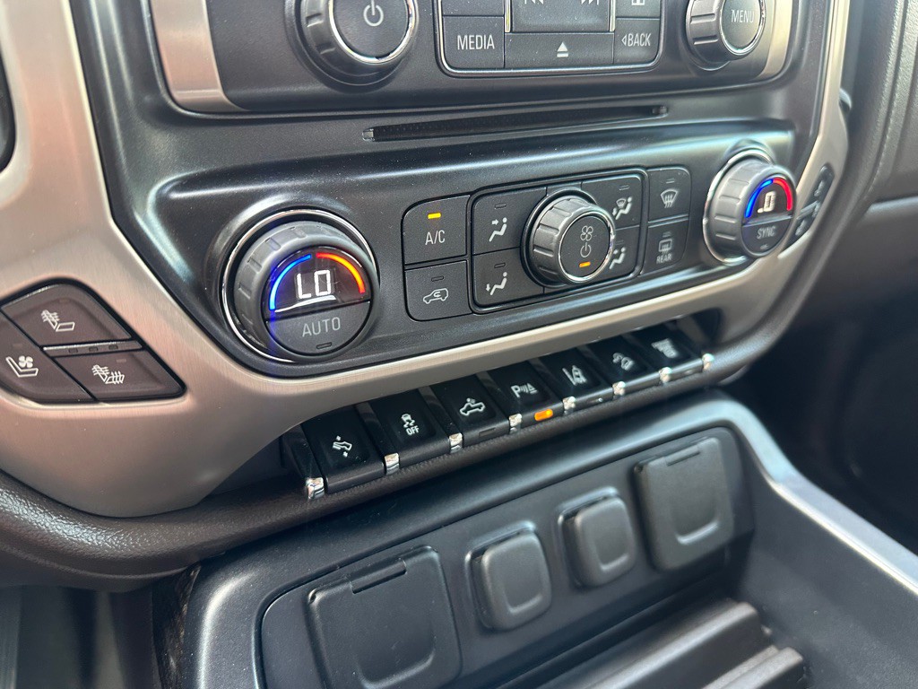 2016 GMC Sierra Image 19