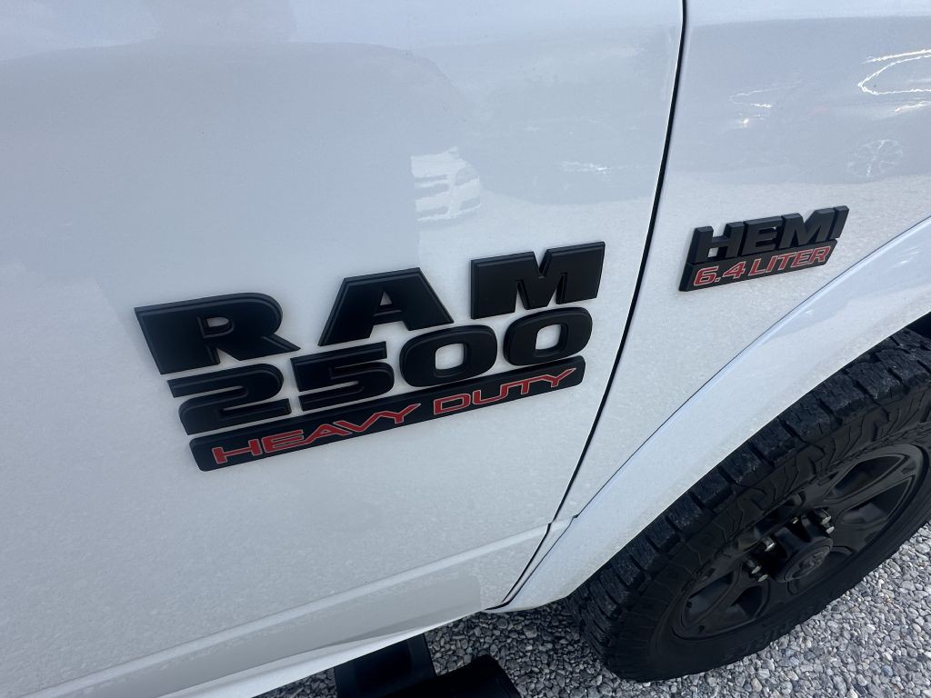 2018 RAM 2500 Image 17