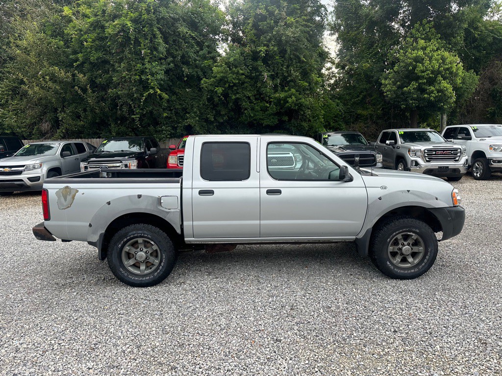 2003 Nissan Frontier Image 6