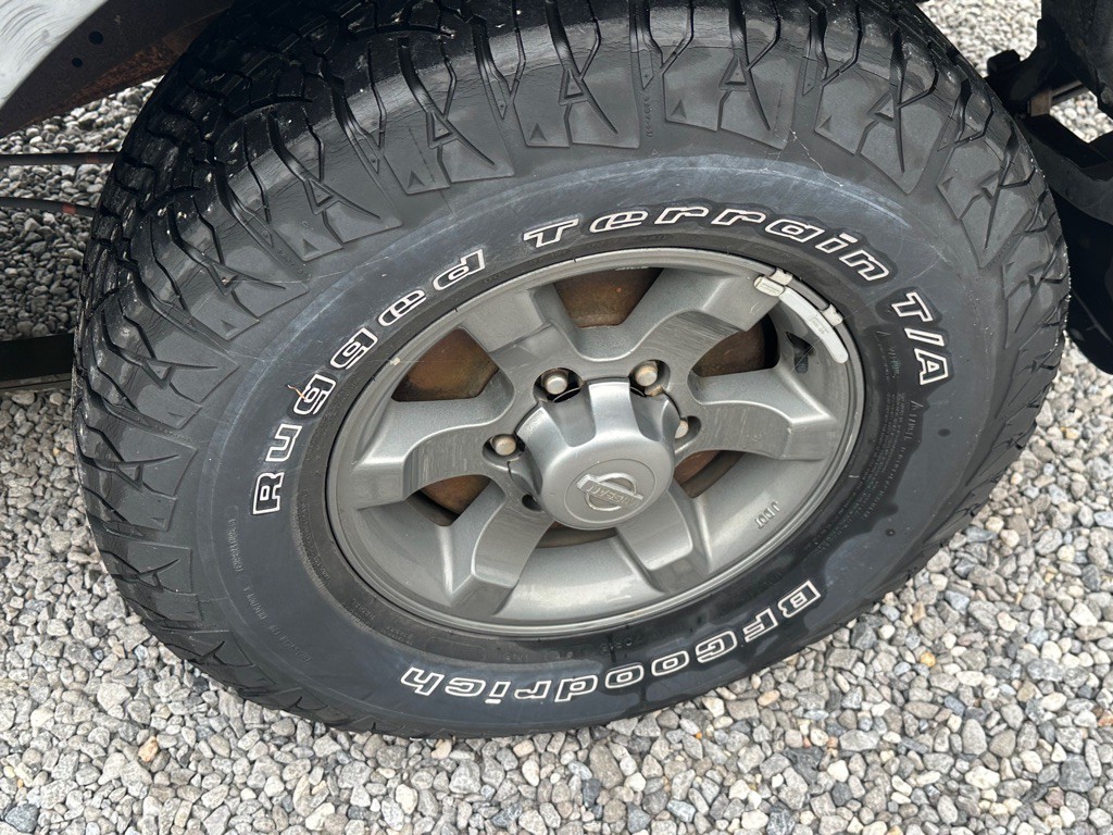 2003 Nissan Frontier Image 20