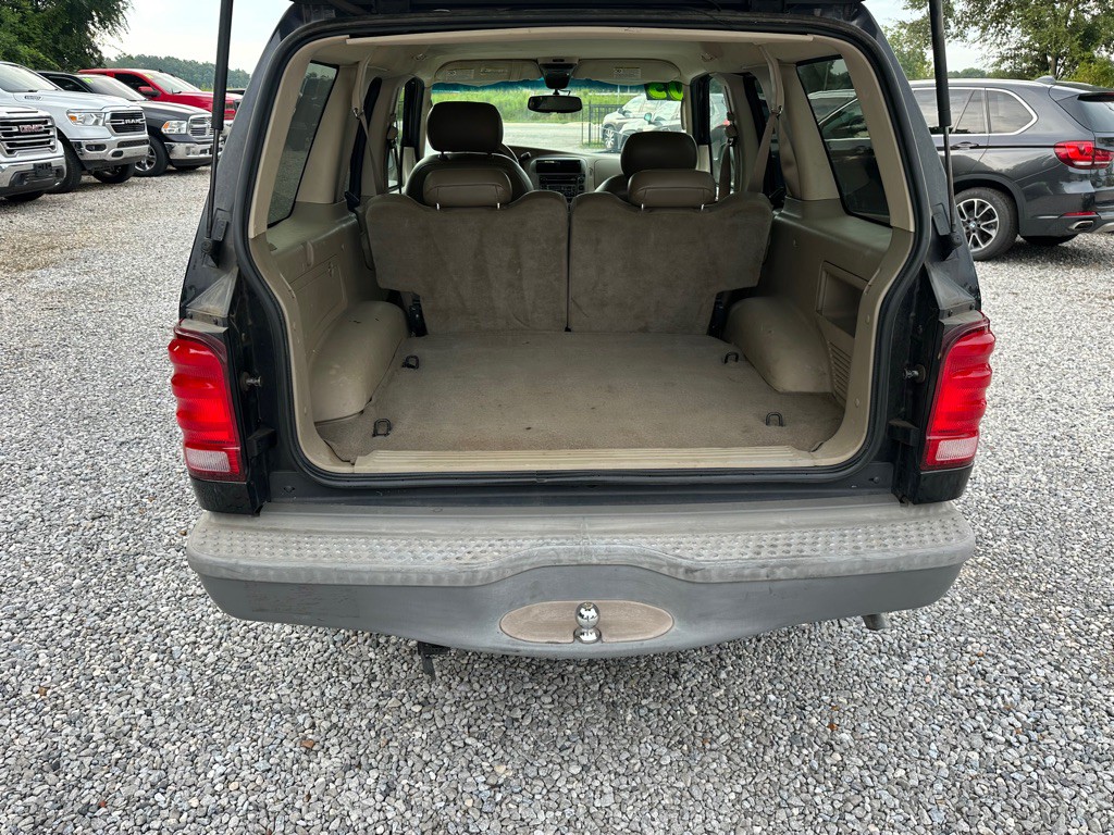 2003 Ford Explorer Image 9