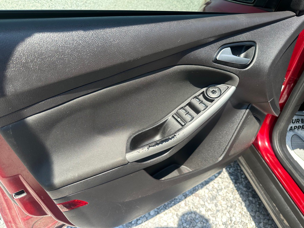 2014 Ford Focus Image 20
