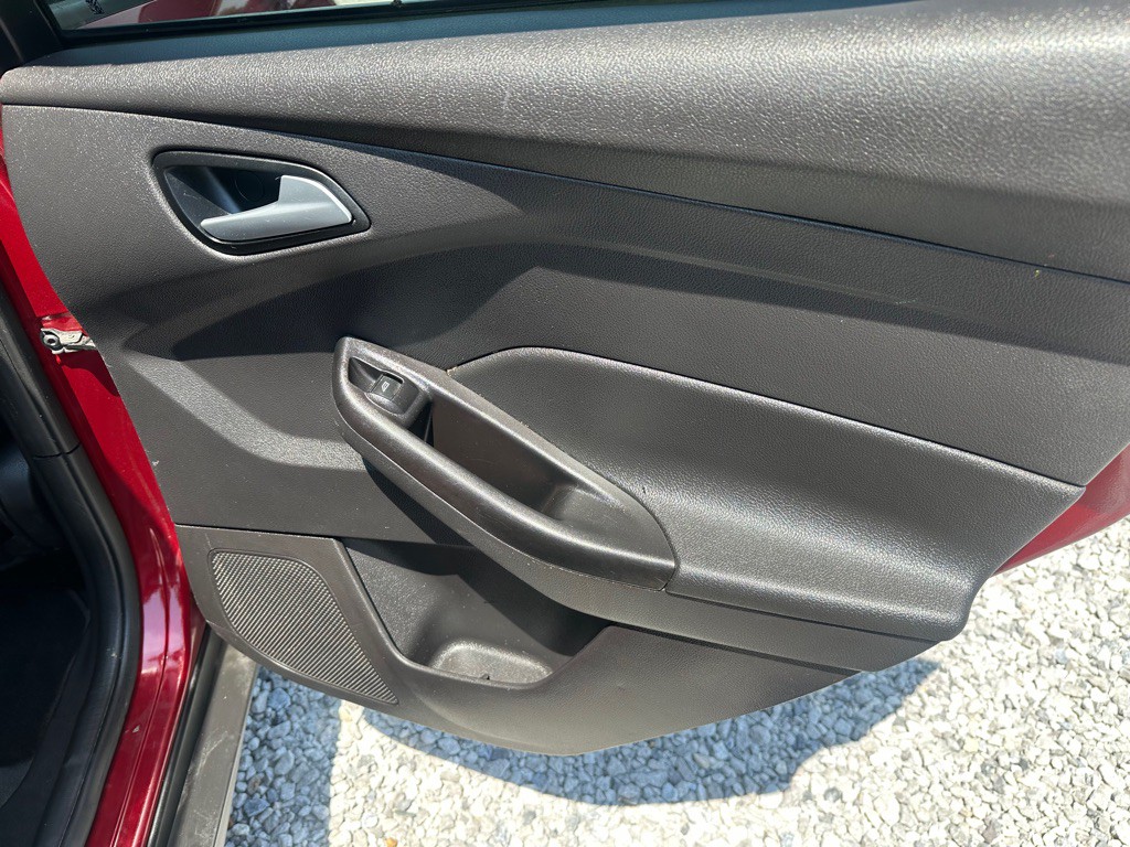 2014 Ford Focus Image 22