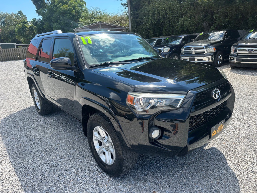 2017 Toyota 4Runner Image 1