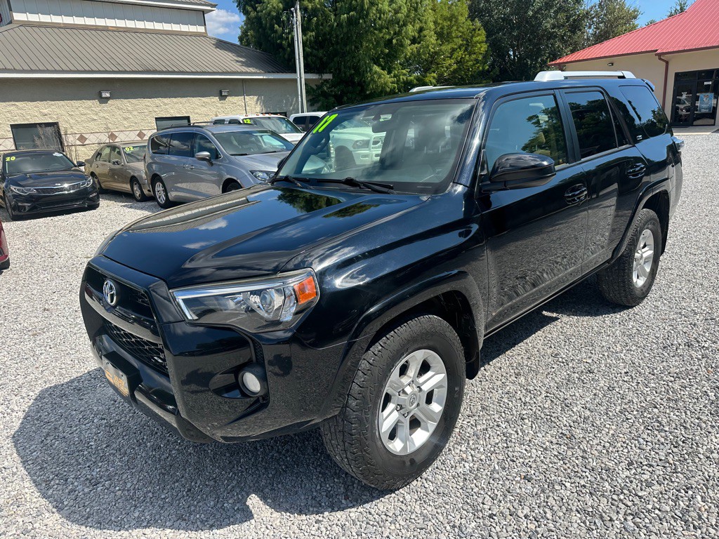 2017 Toyota 4Runner Image 2