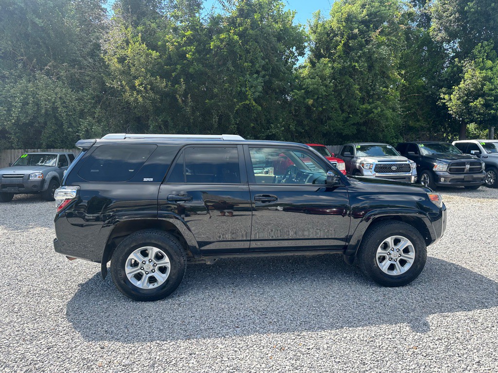 2017 Toyota 4Runner Image 6