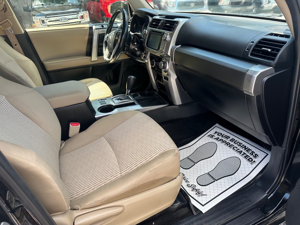 2017 Toyota 4Runner Image 14