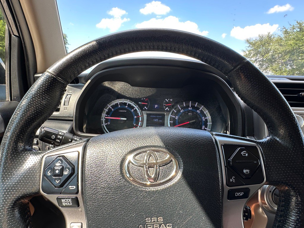 2017 Toyota 4Runner Image 16