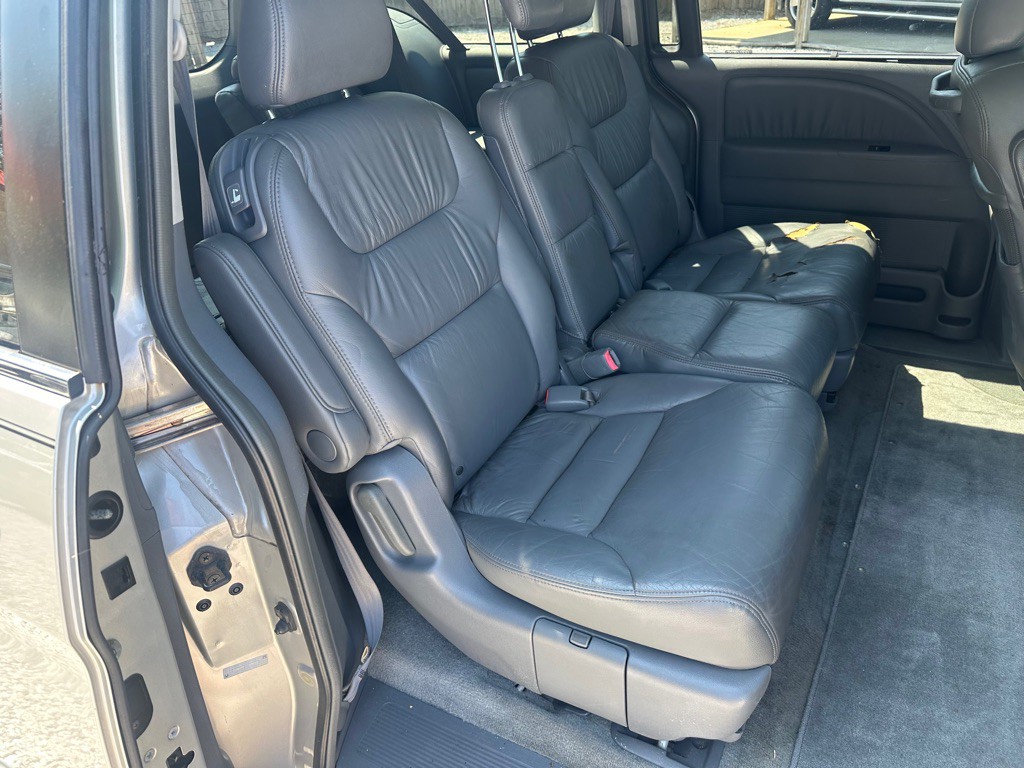 2006 Honda Odyssey Image 12