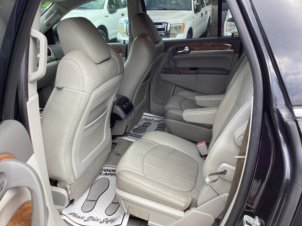 2012 Buick Enclave Image 11