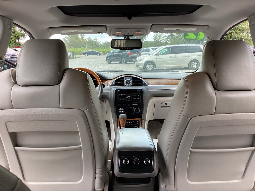 2012 Buick Enclave Image 17