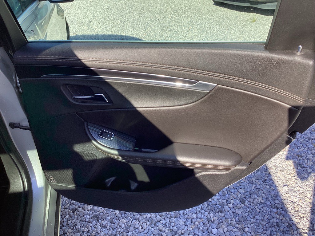 2017 Chevrolet Impala Image 22