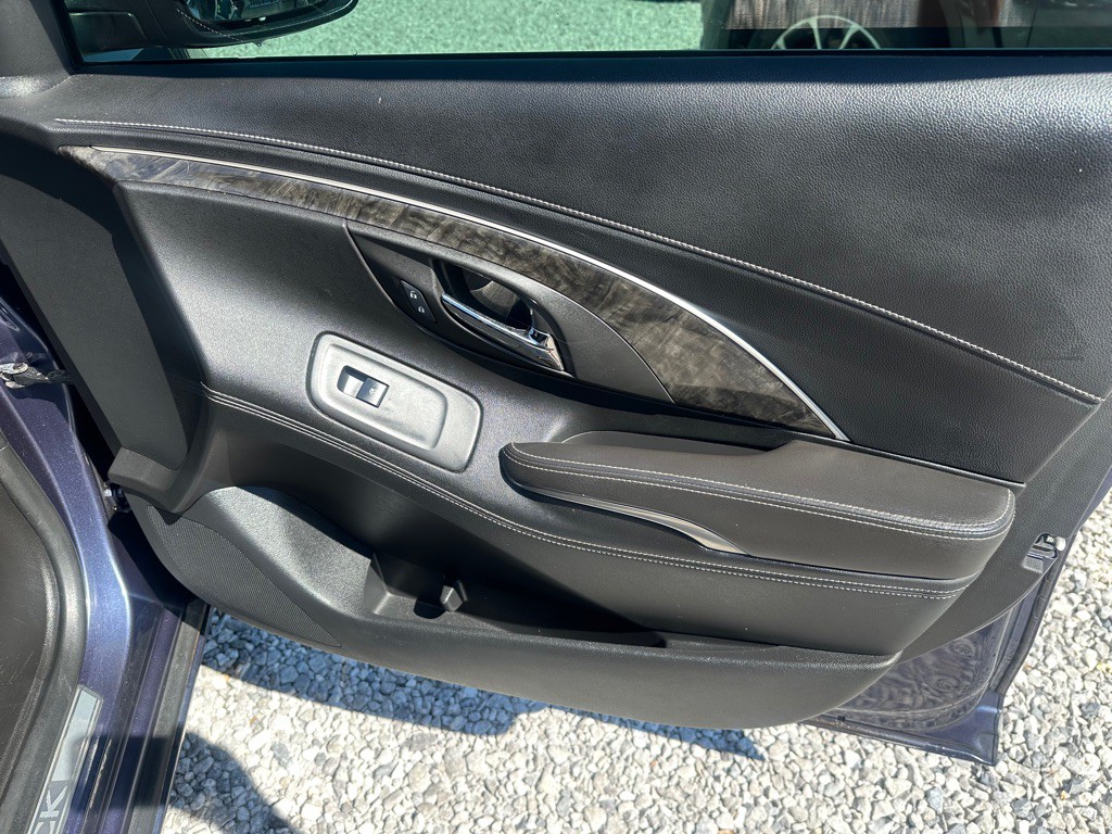 2014 Buick Lacrosse Image 29