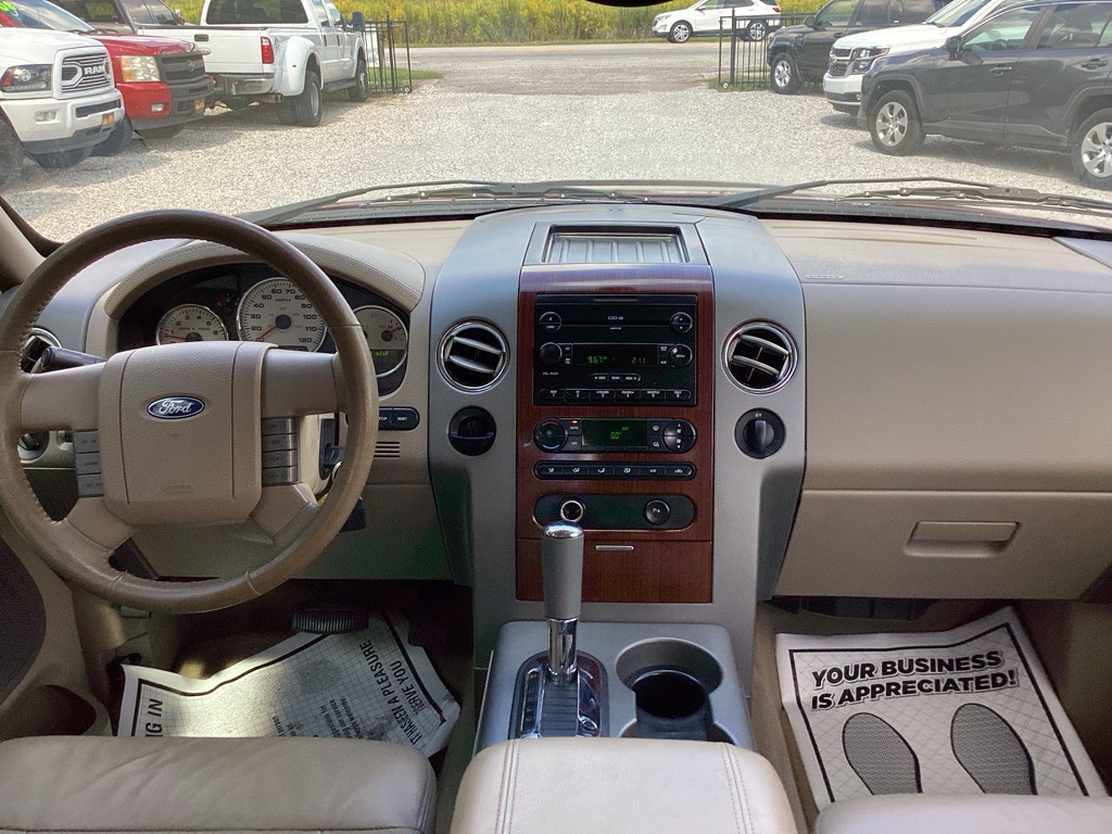 2005 Ford F-150 Image 8