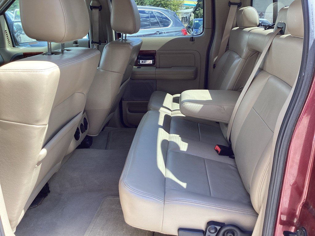 2005 Ford F-150 Image 10
