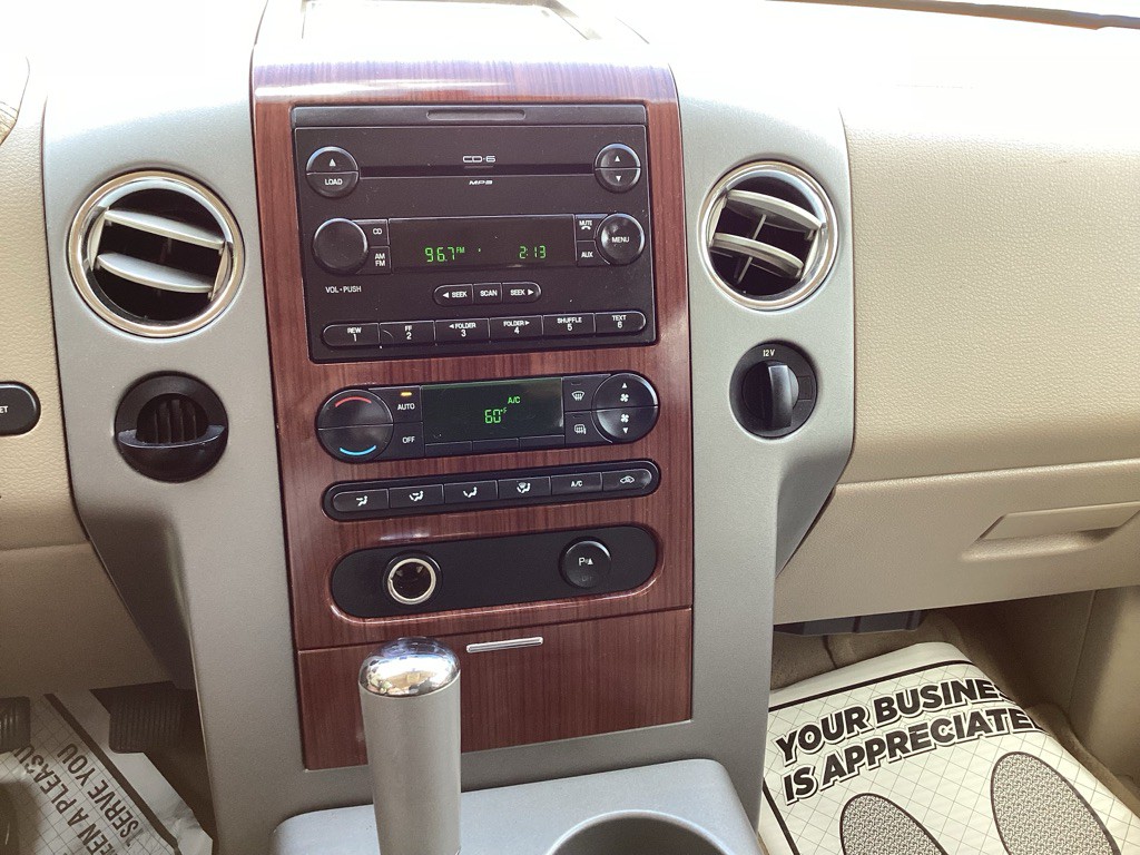2005 Ford F-150 Image 14